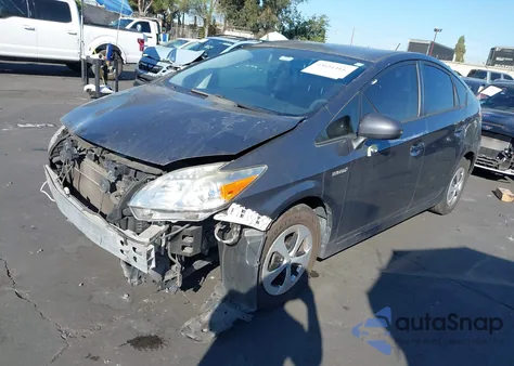 2015 Toyota Prius Two из США, поврежденный, VIN JTDKN3DU1F0417662